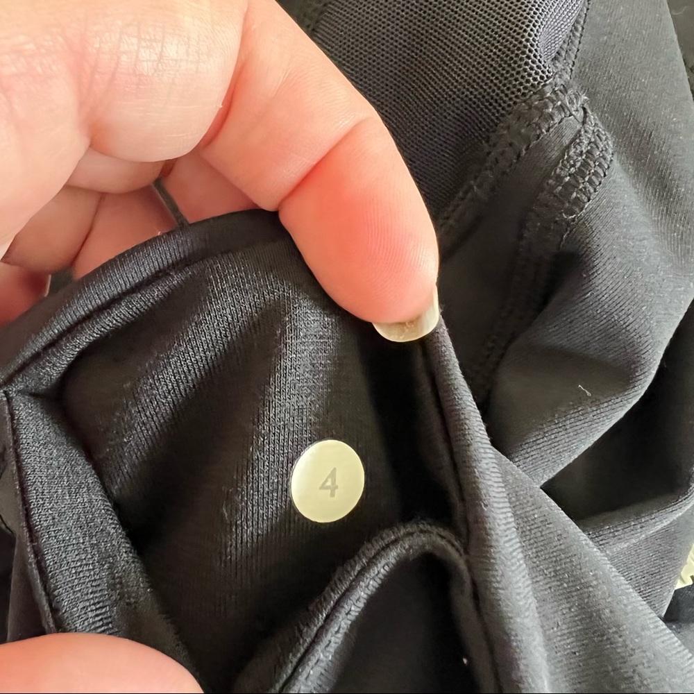 lululemon | black leggings with mesh side detail and knit ribbed ankle cuff 4 - Picture 7 of 7